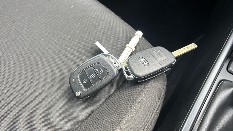 Hyundai i20 1.0T GDi Advance 5dr Petrol Hatchback